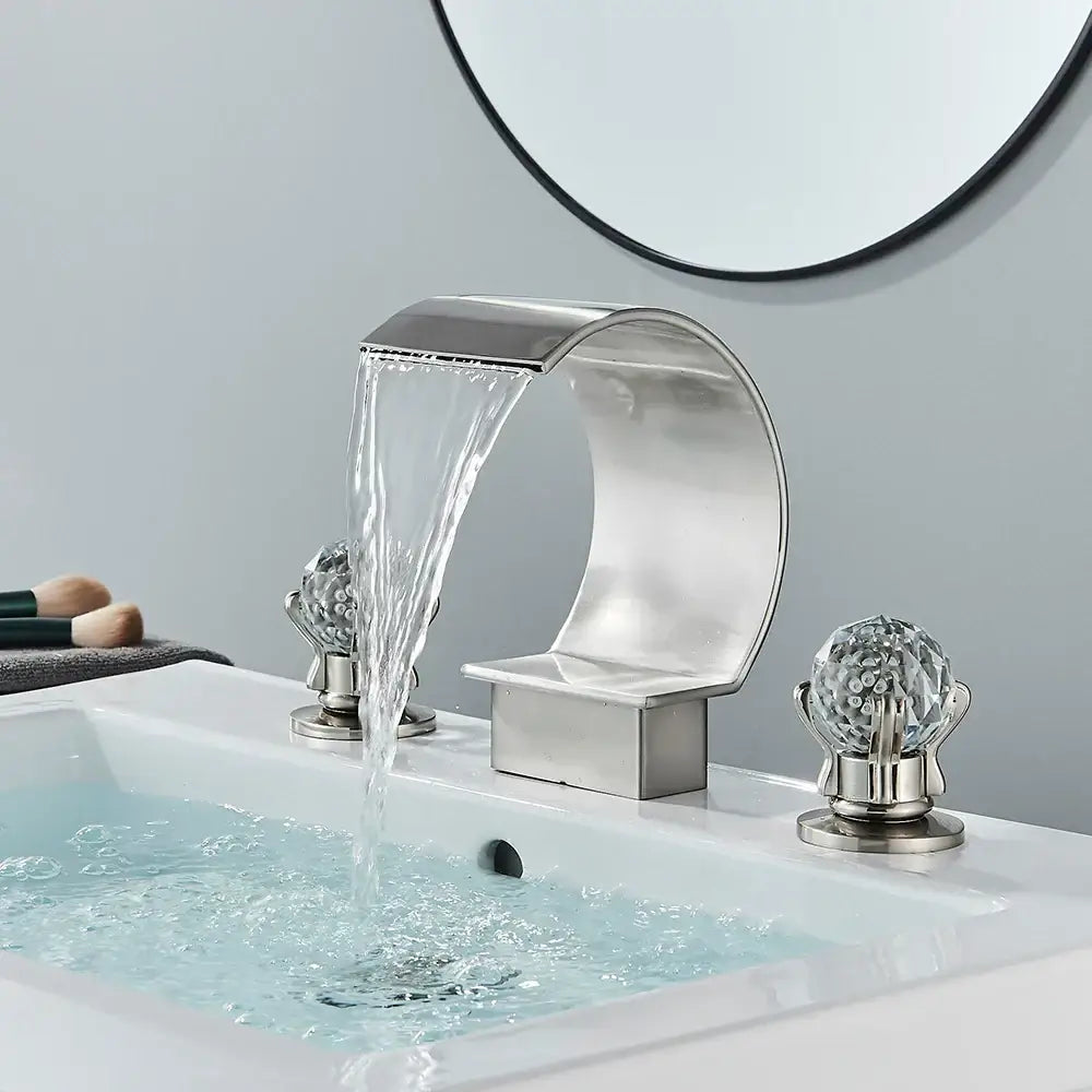 Modern matte black bathroom faucet set – bathroom sleek spout