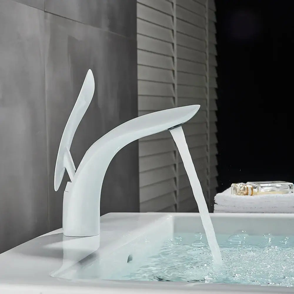Modern matte black brass washbasin faucet bathroom single handle