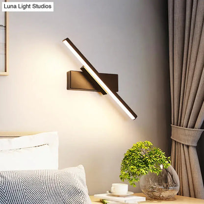 Modern metallic black & white linear vanity wall sconce bathroom light