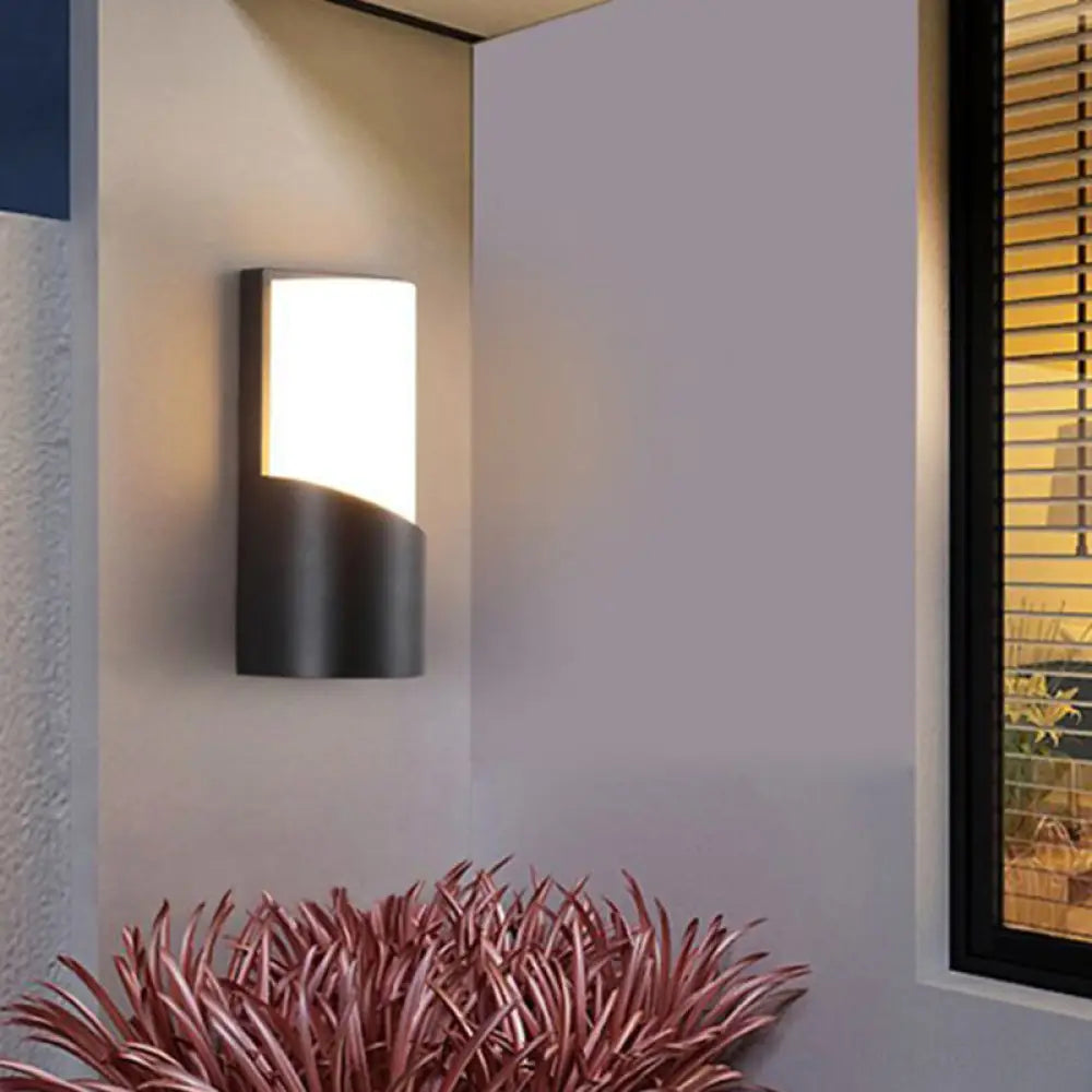 DecorBites™ Modern Metallic LED Outdoor Wall Sconce in Black