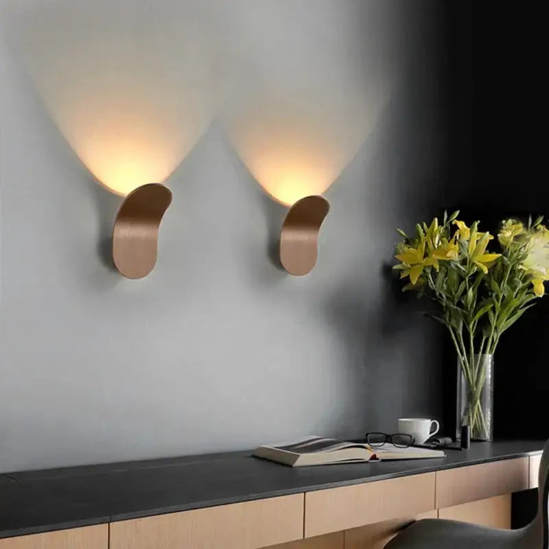 Modern minimalist adjustable led wall light for bedroom