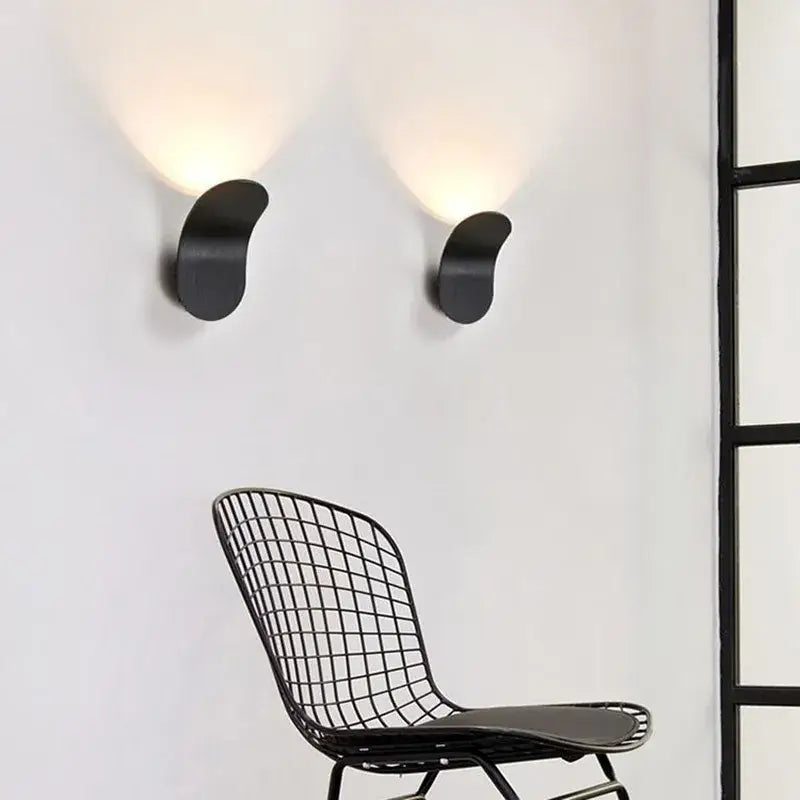 Modern minimalist adjustable led wall light for bedroom