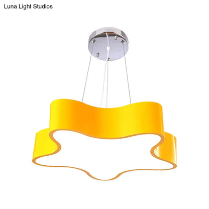 Modern red wavy star pendant child care centre led hanging light