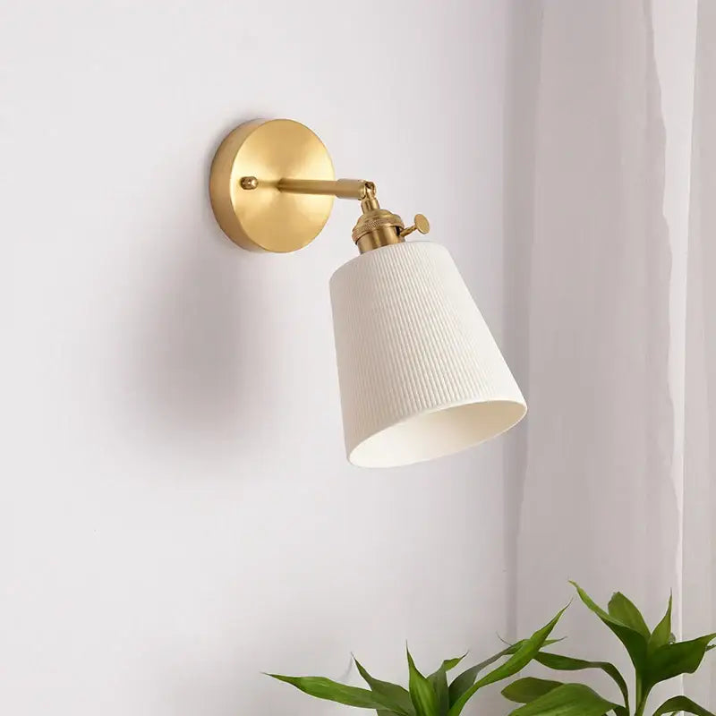 Modern ribbed ceramic led wall light bedroom brass pull chain