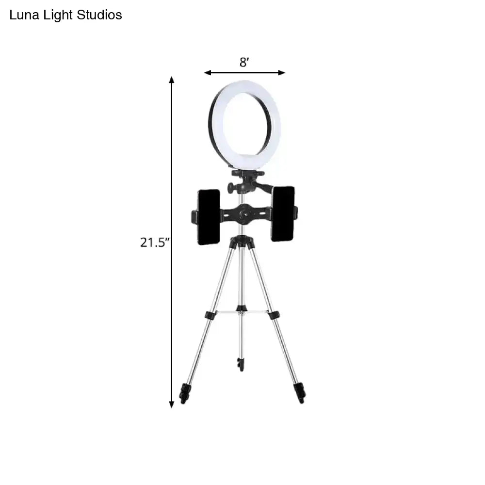 Modern style black & silver led ring flash light with tripod office