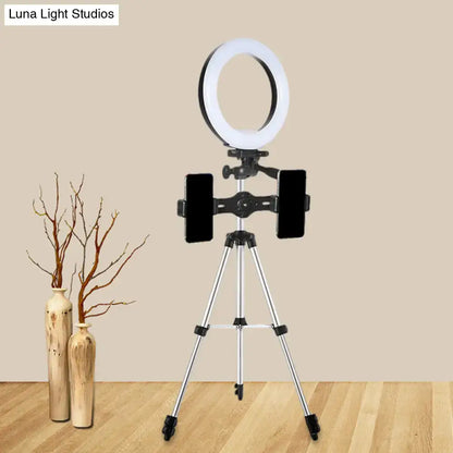 Modern style black & silver led ring flash light with tripod office