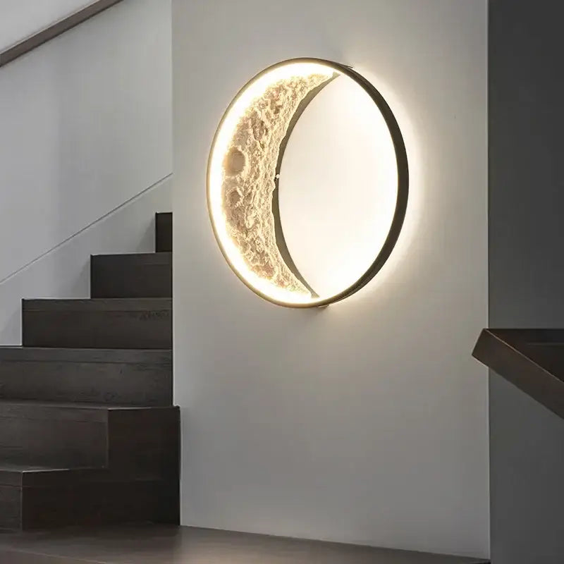 Modern textured crescent moon wall lamp for bedroom