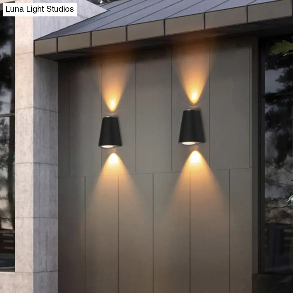 DecorBites™ Modern Trapezoid LED Wall Sconce in Black - Metallic Garden Wall Light