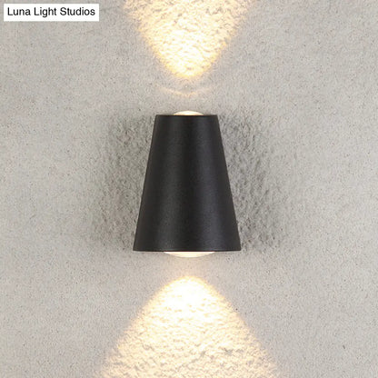 DecorBites™ Modern Trapezoid LED Wall Sconce in Black - Metallic Garden Wall Light