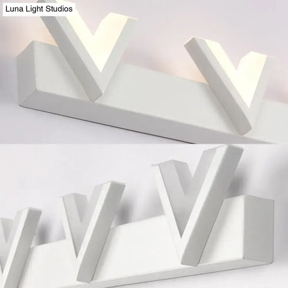 Modern v-shaped white led vanity light warm white bathroom mirror lamp