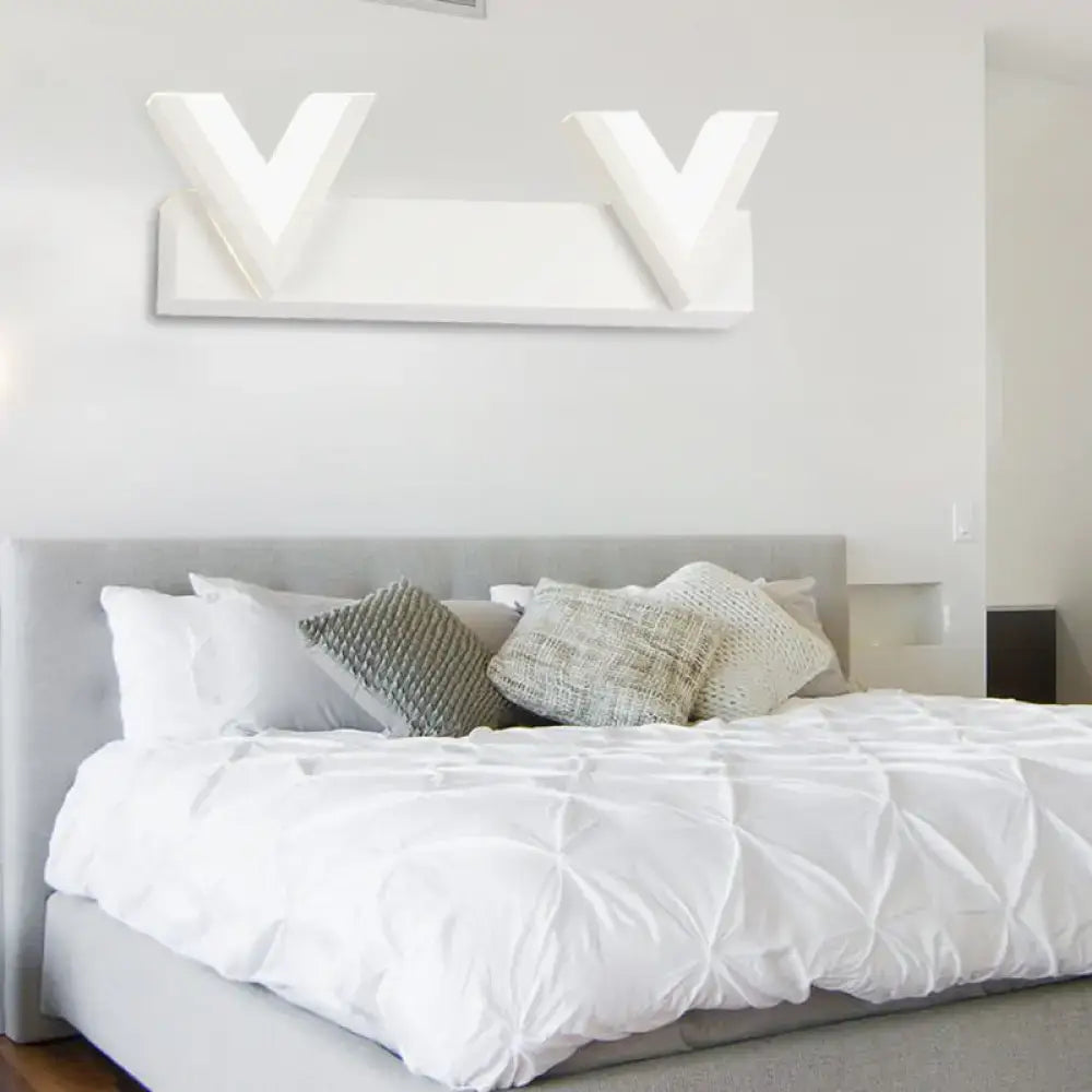 Modern v-shaped white led vanity light warm white bathroom mirror lamp