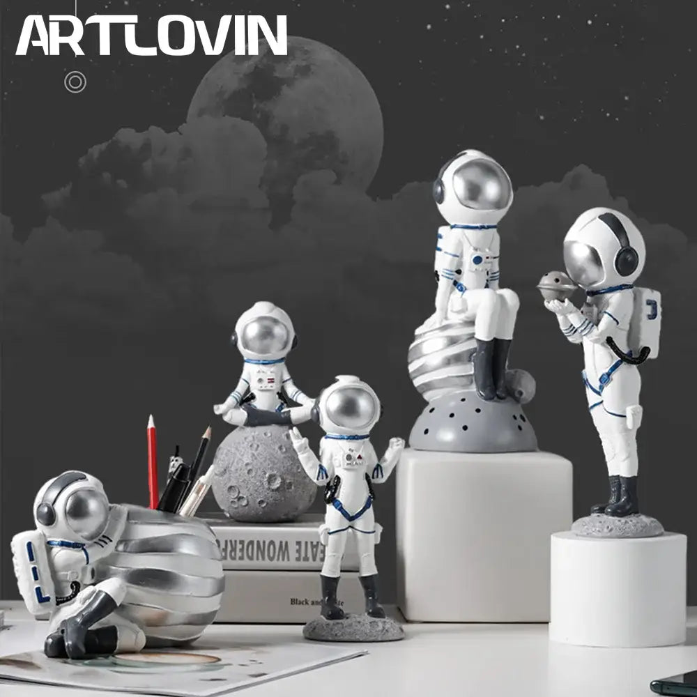 Modern white & blue astronaut resin figurines living room decor