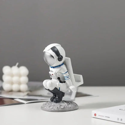 Modern white & blue astronaut resin figurines living room decor