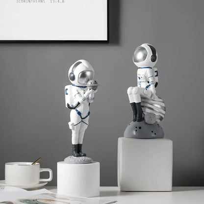 Modern white & blue astronaut resin figurines living room decor