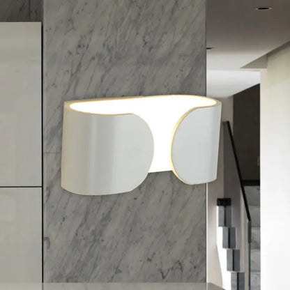 Modern white curved led wall light bedroom ambient sconce
