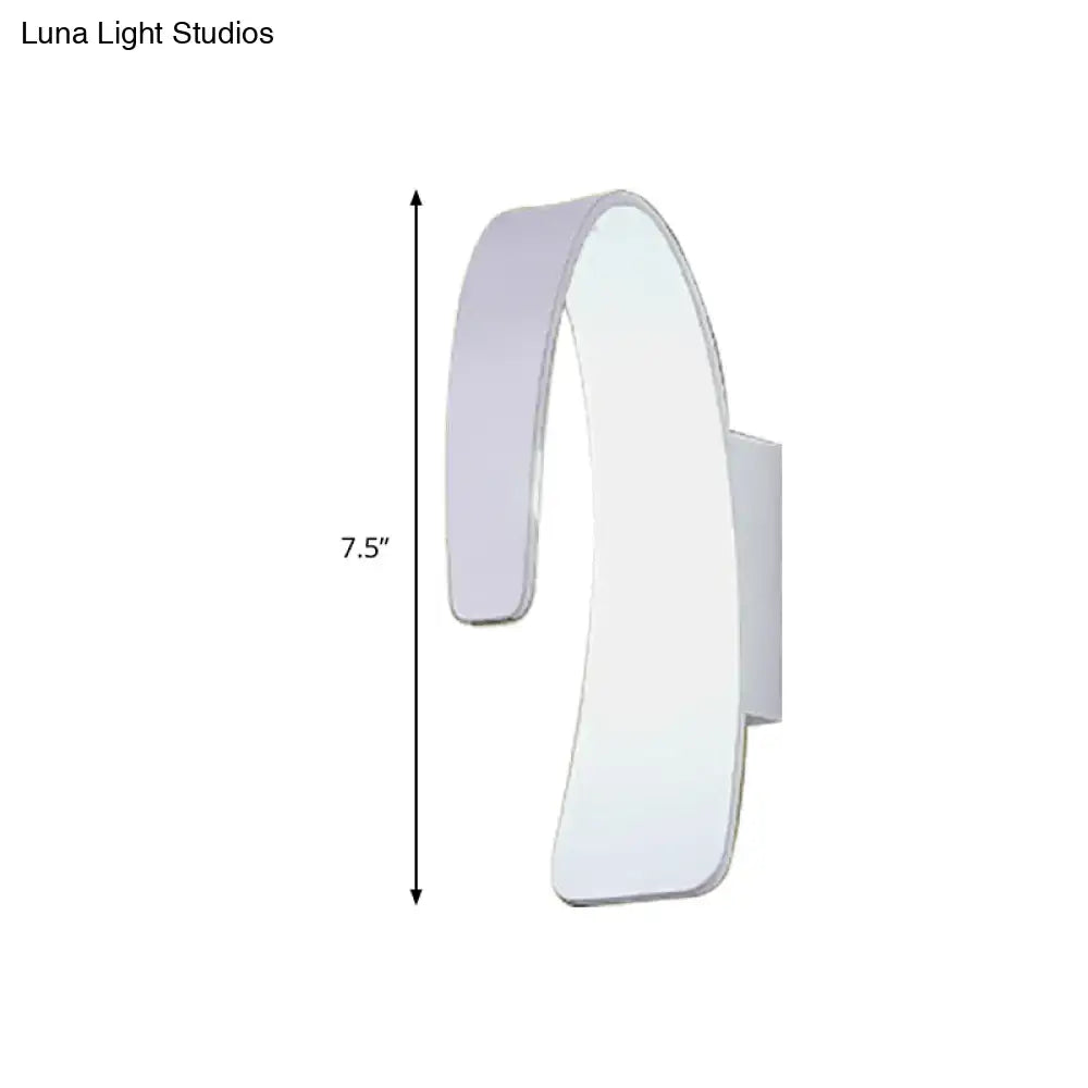 Modern white curved wall light – living room warm white light