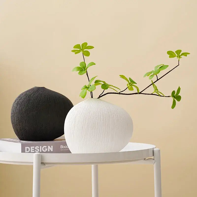 Modern white geometric stripes ceramic vase living room decor