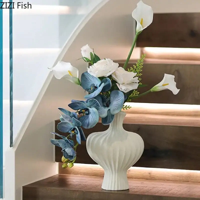 Modern white heart ceramic vase living room textured decor