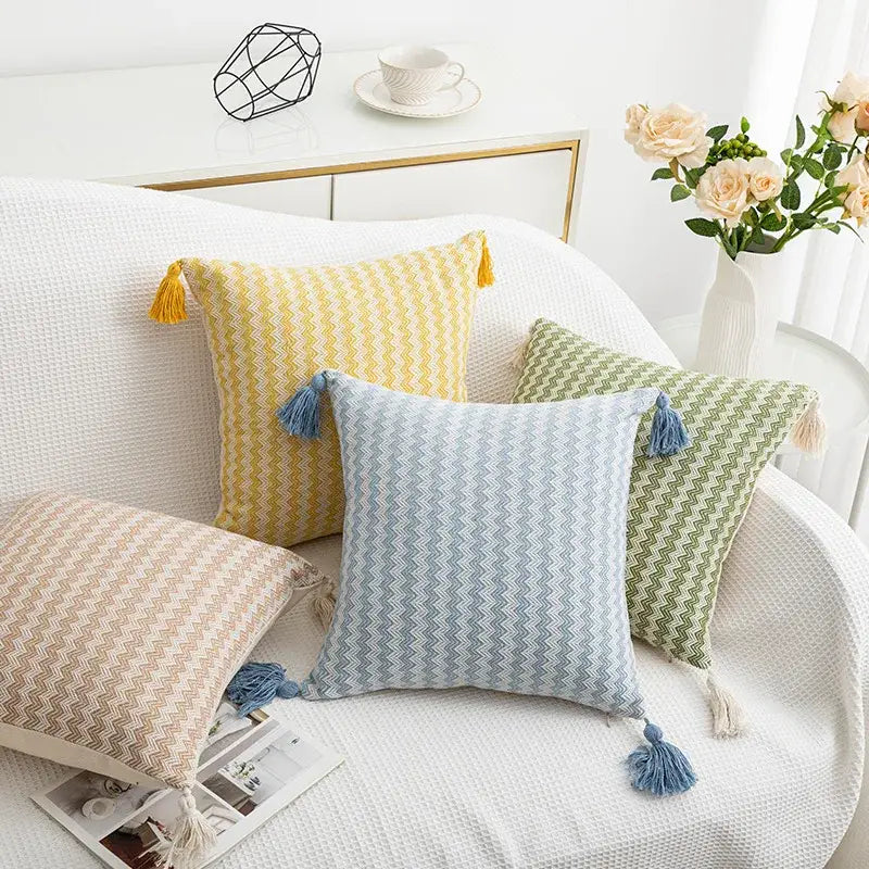 Modern zigzag jacquard woven cushion cover set living room tassels