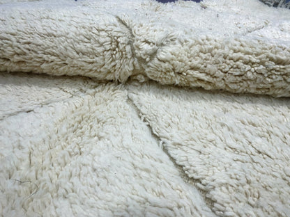 DecorBites™ Moroccan Handmade Beni Ouarain Rug 2.5m x 1.5m