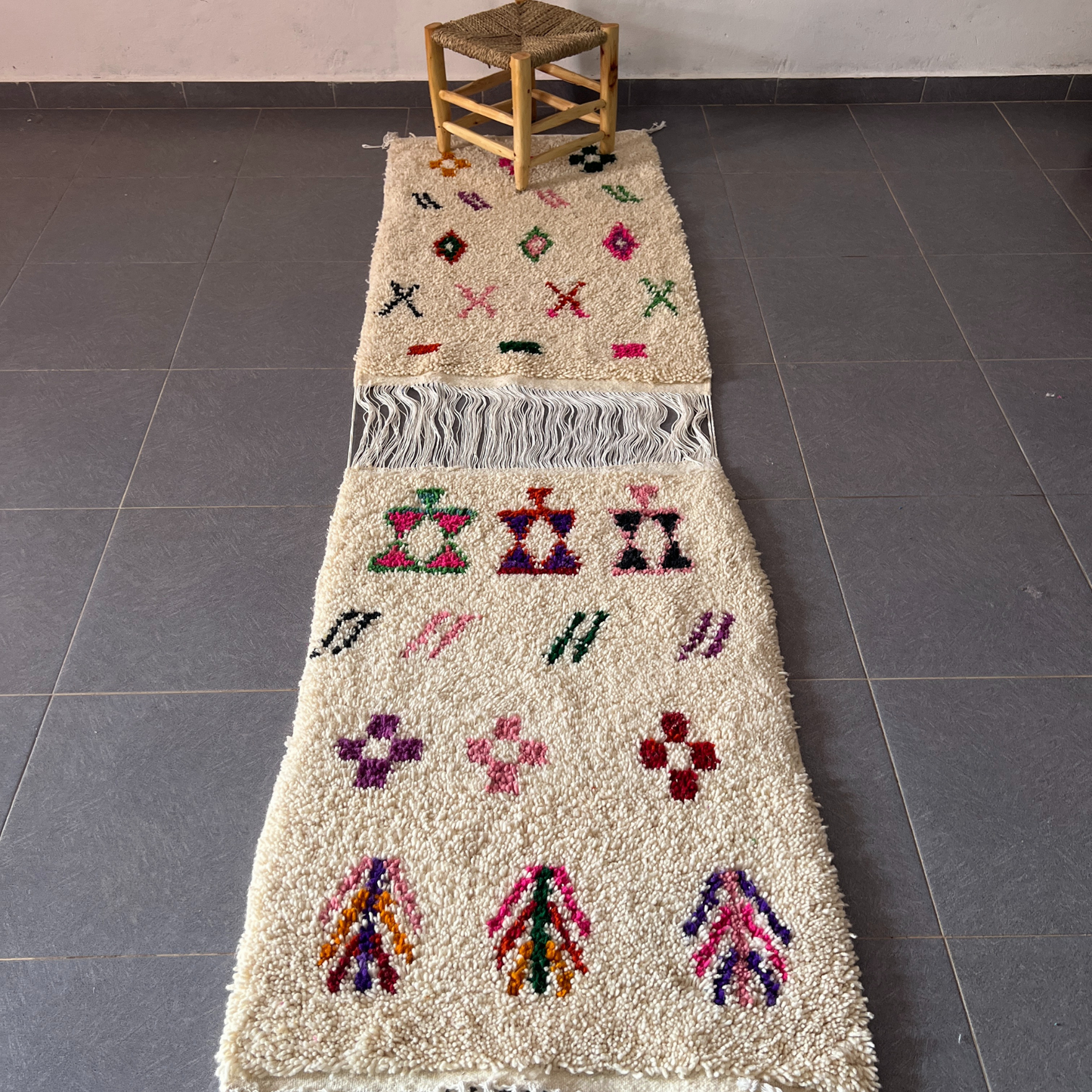 DecorBites™ Moroccan Handmade Small Beni Ouarain rug 1.10m / 80cm