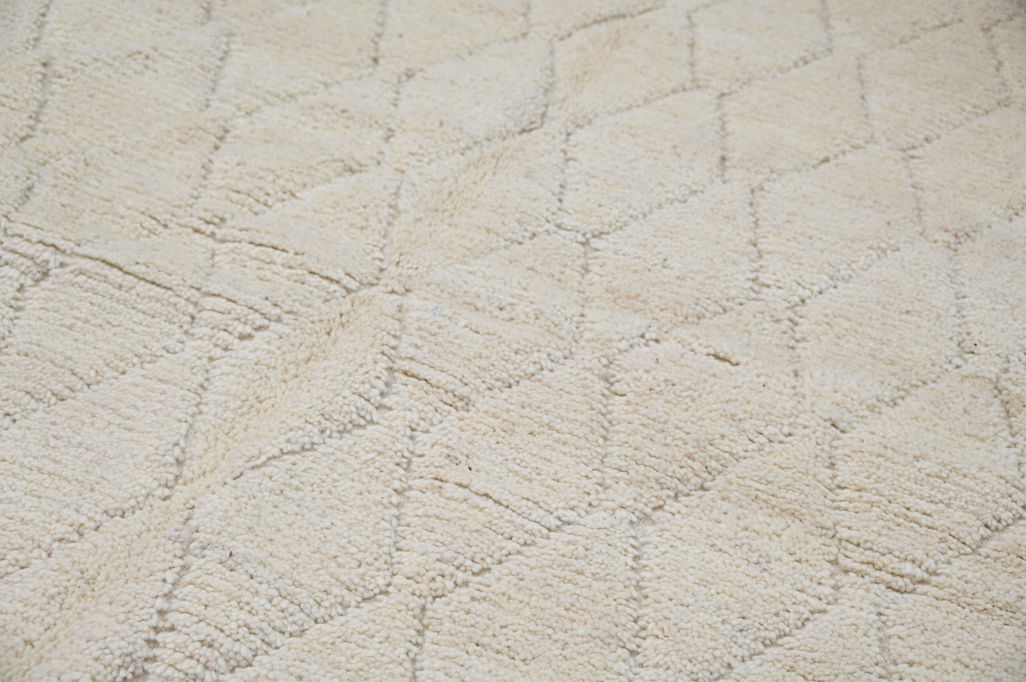 DecorBites™ Moroccan Handmade Traditional Azilal Rug 256 X 157 Cm