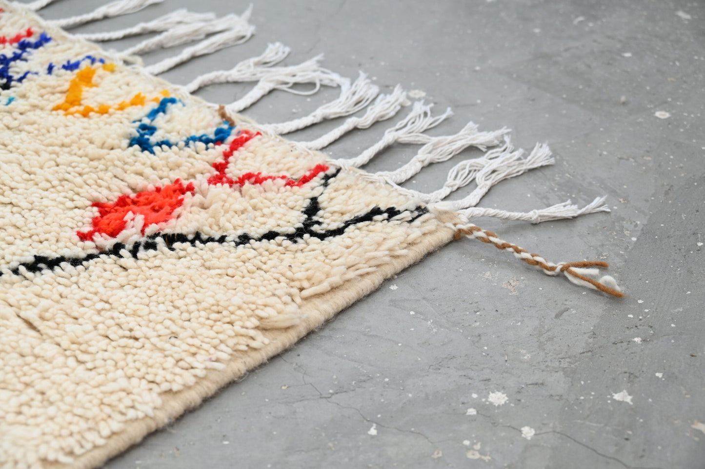 DecorBites™ Moroccan Handmade Traditional Azilal Rug 260 X 145 Cm
