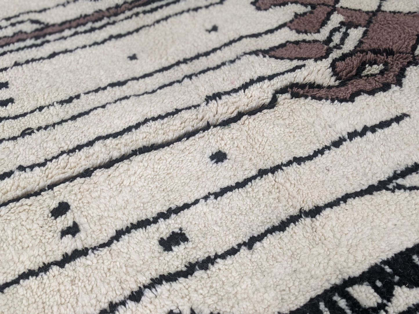 DecorBites™ Moroccan Handmade Traditional Azilal Rug 317 X 215 Cm