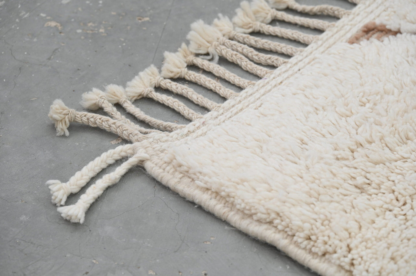 DecorBites™ Moroccan Handmade Traditional Beni Ouarain Carpet 283 X 211 Cm