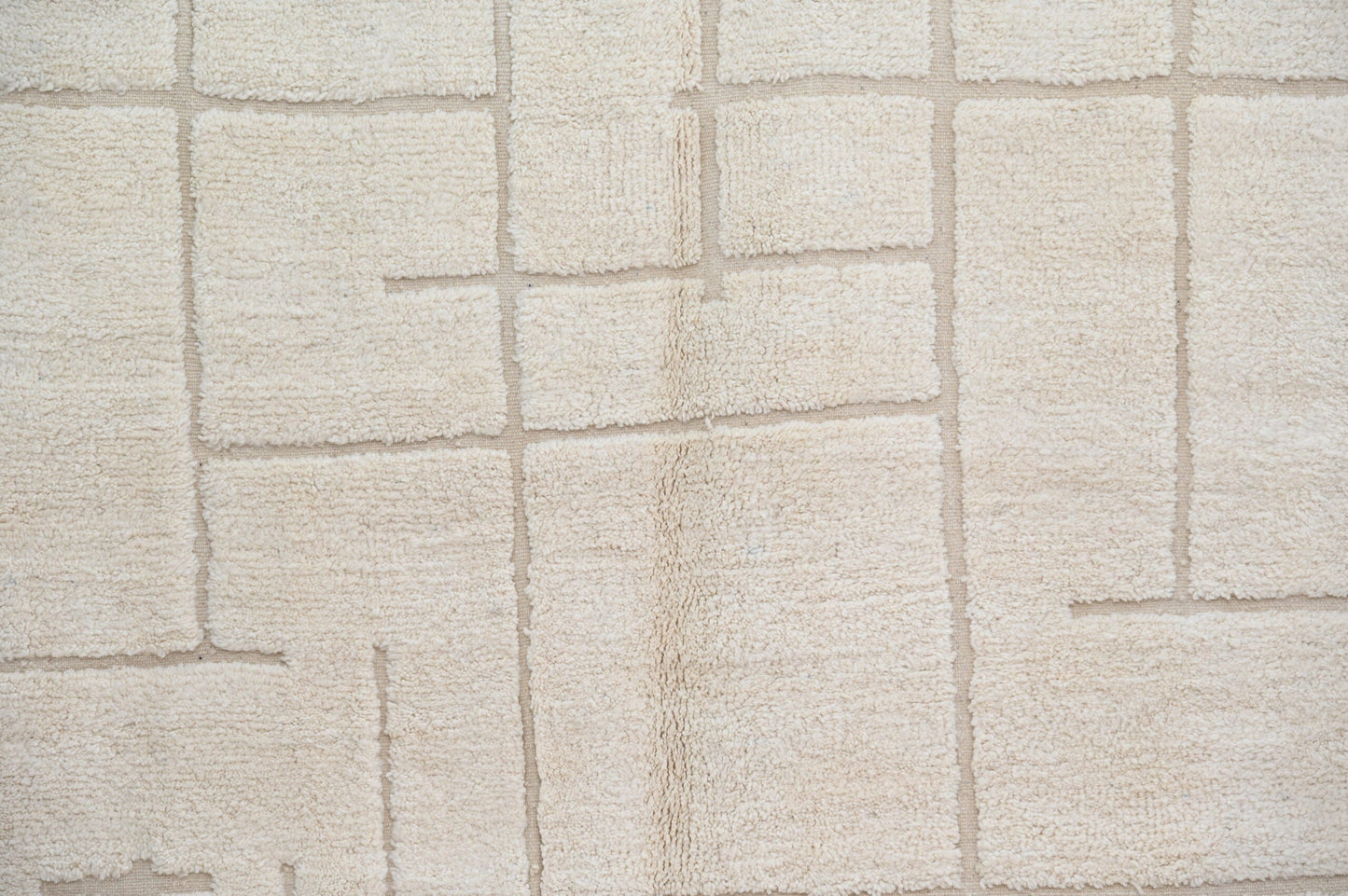 DecorBites™ Moroccan Handmade Traditional Beni Ouarain Carpet 305 X 202 Cm