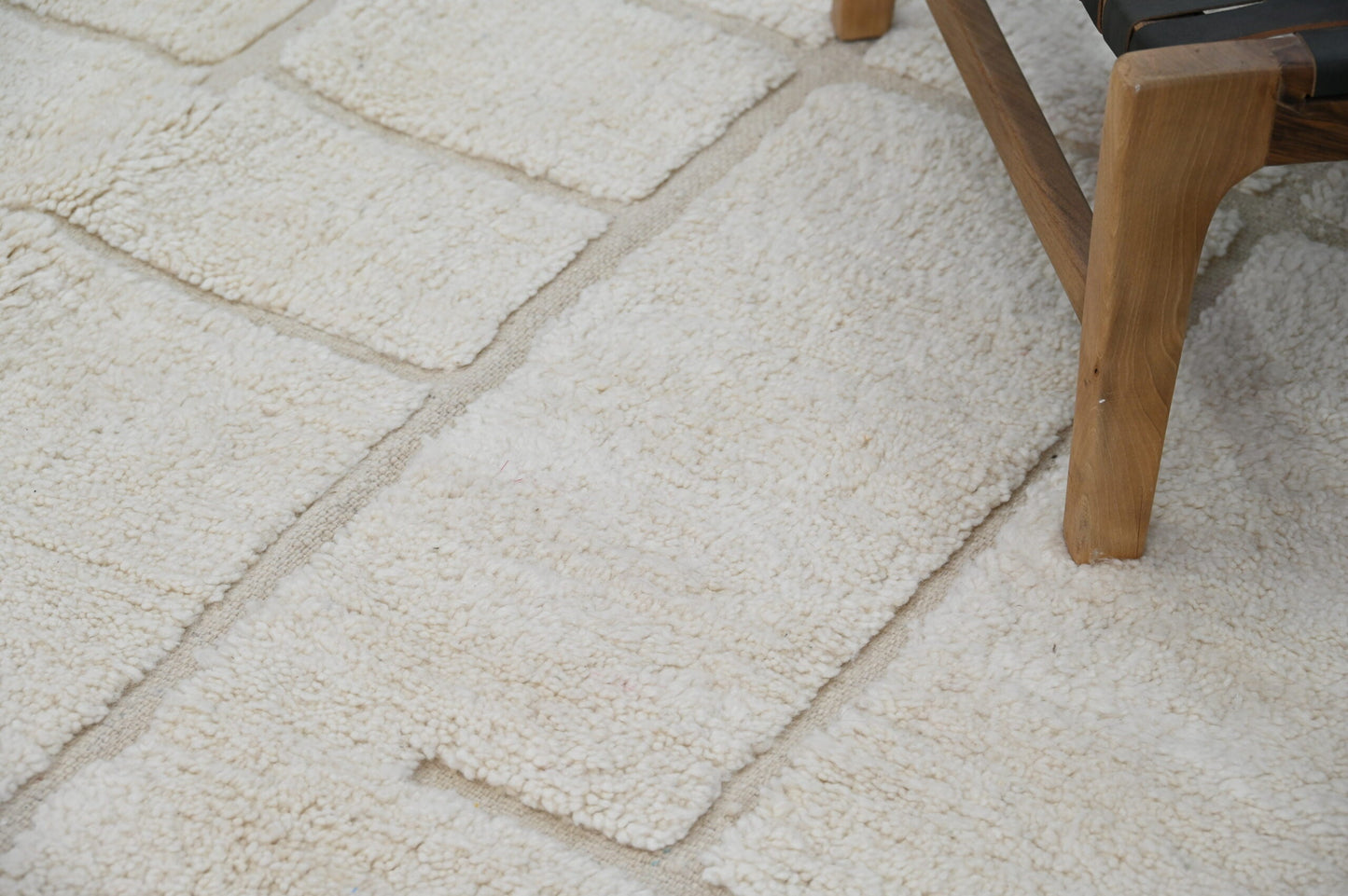 DecorBites™ Moroccan Handmade Traditional Beni Ouarain Carpet 305 X 202 Cm