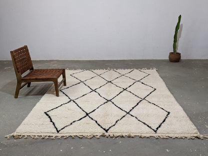 DecorBites™ Moroccan Handmade Traditional Beni Ouarain Rug 292 X 202 cm