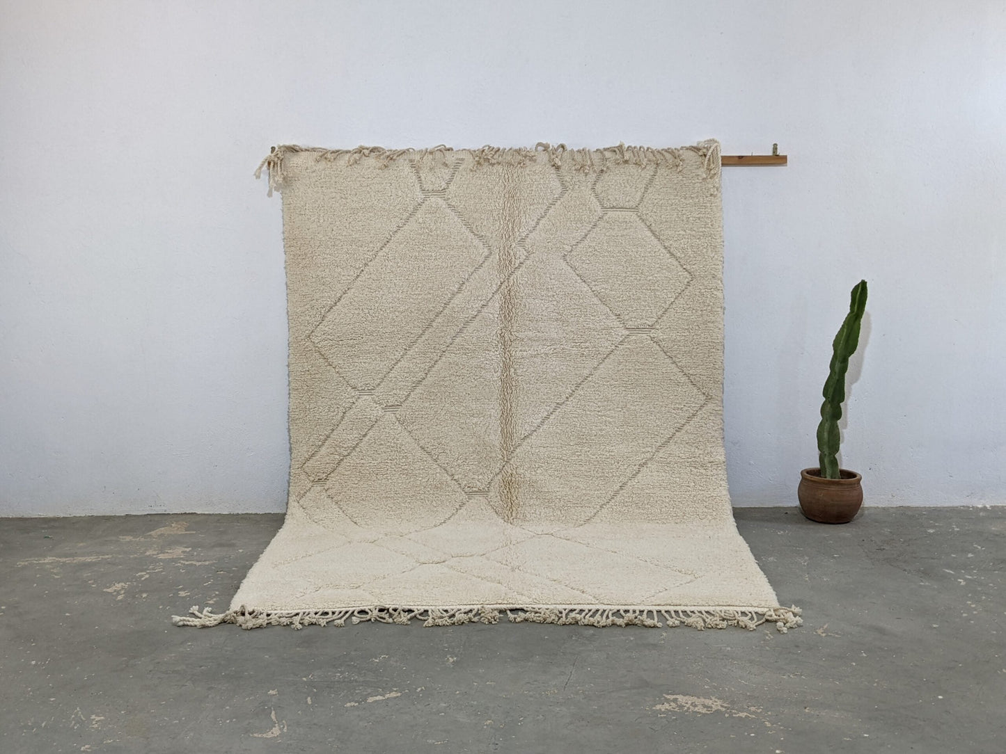 DecorBites™ Moroccan Handmade Traditional Beni Ouarain Rug 295 X 214 Cm