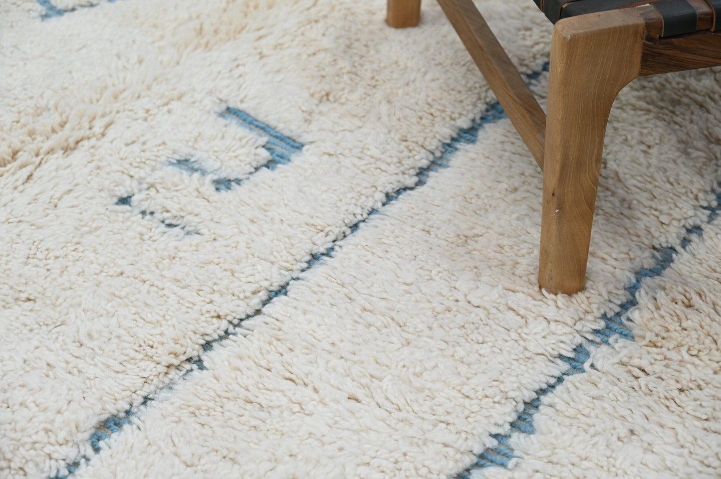 DecorBites™ Moroccan Handmade Traditional Beni Ouarain Rug 300 X 205 Cm