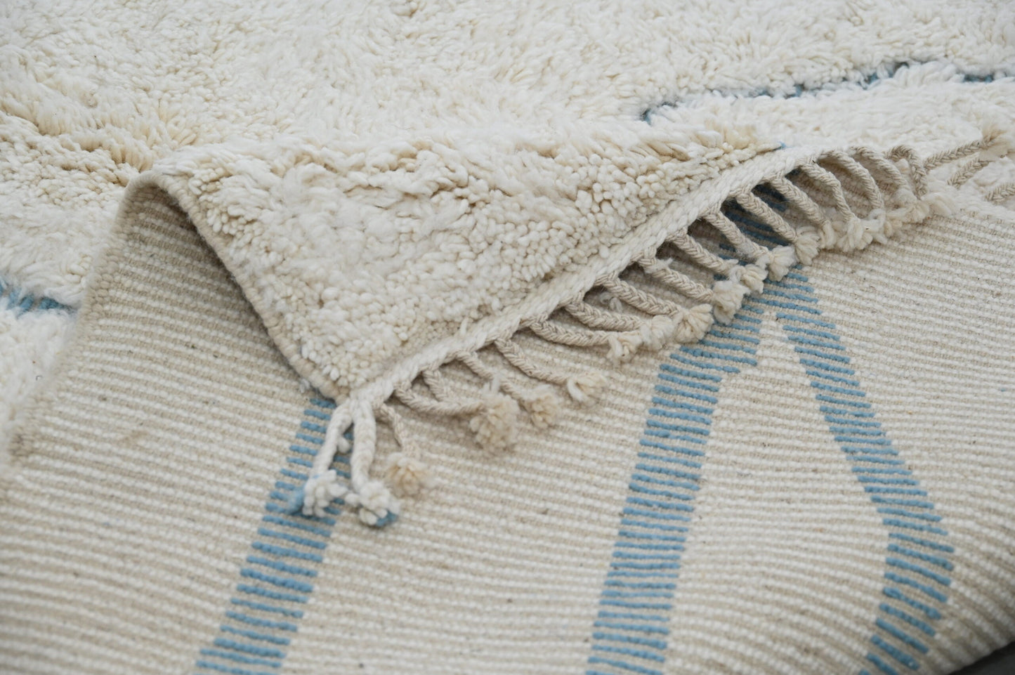 DecorBites™ Moroccan Handmade Traditional Beni Ouarain Rug 300 X 205 Cm