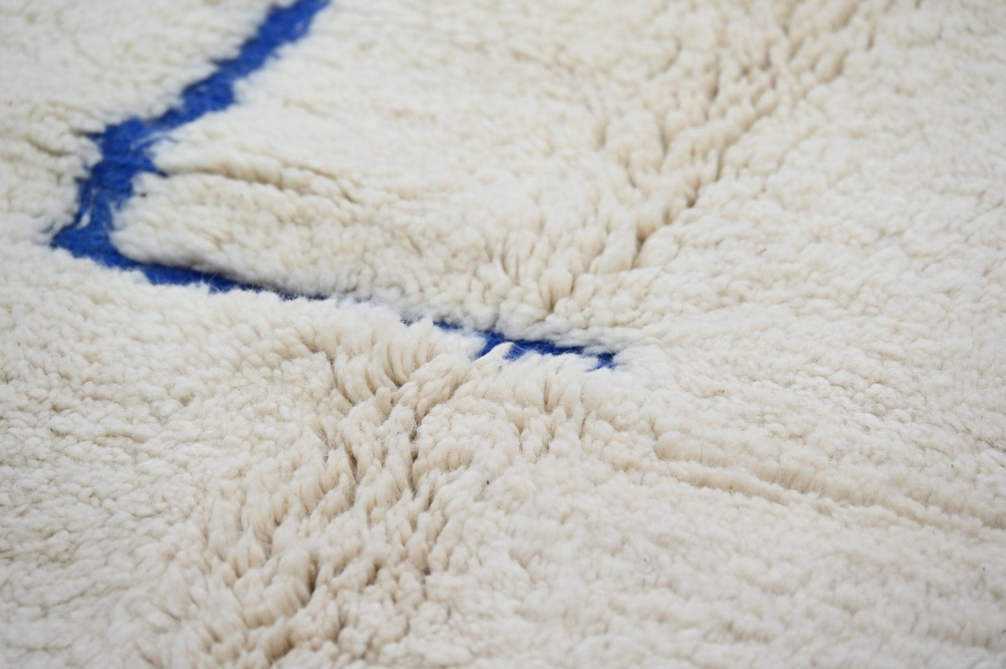 DecorBites™ Moroccan Handmade Traditional Beni Ouarain Rug 300 X 207 Cm