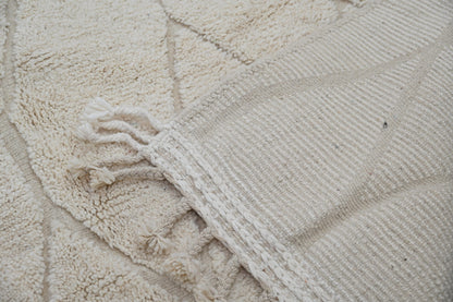 DecorBites™ Moroccan Handmade Traditional Beni Ouarain Rug 300 X 211 Cm