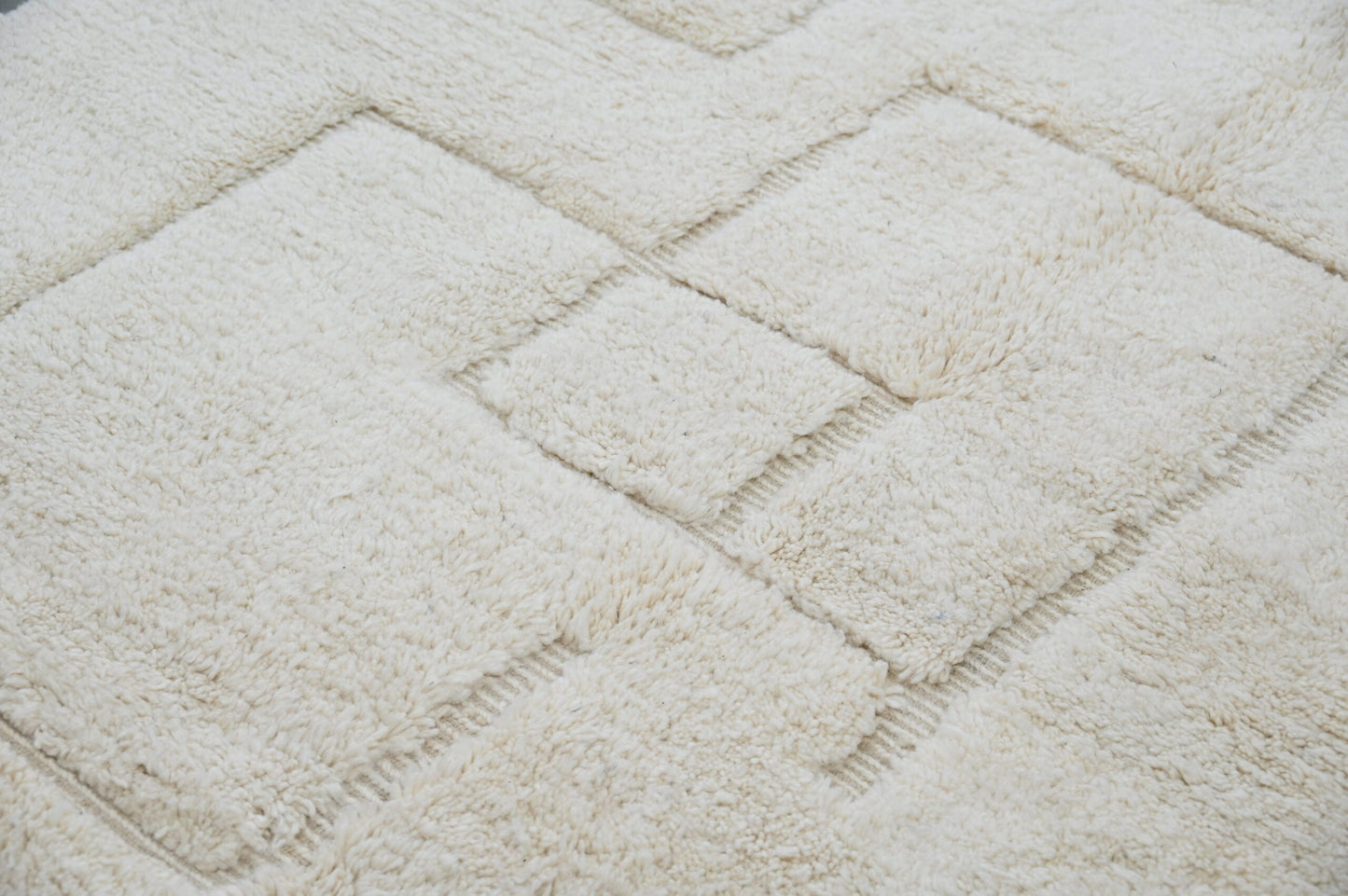 DecorBites™ Moroccan Handmade Traditional Beni Ouarain Rug 307 X 205 Cm