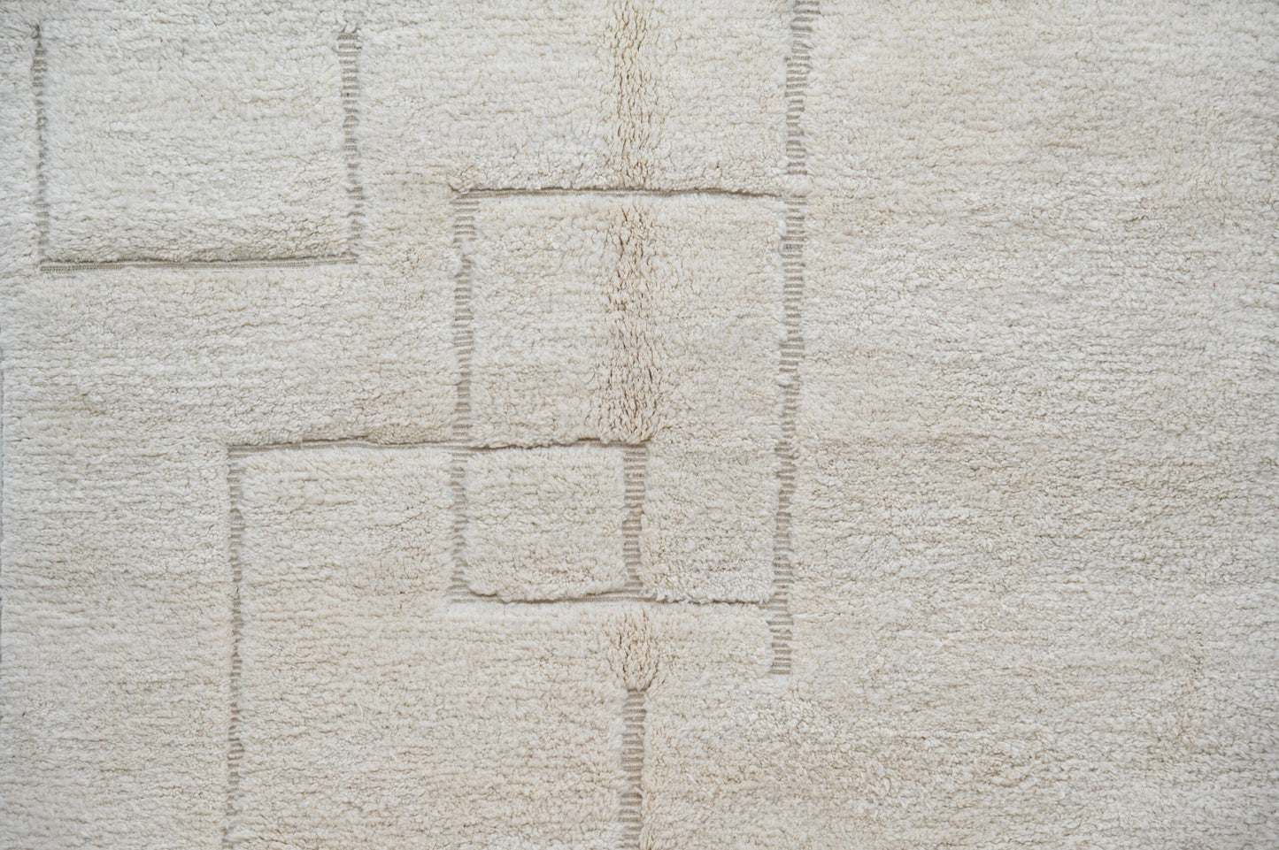 DecorBites™ Moroccan Handmade Traditional Beni Ouarain Rug 307 X 205 Cm