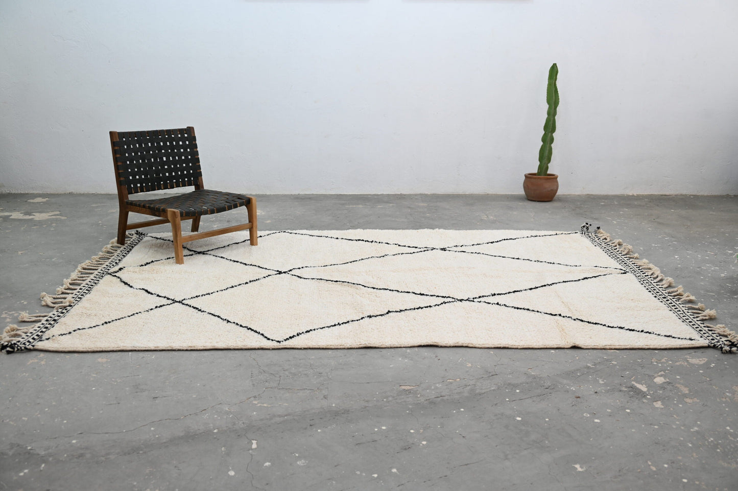 DecorBites™ Moroccan Handmade Traditional Beni Ouarain Rug 309 X 204 Cm