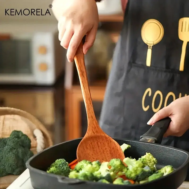 Natural polished wooden kitchen utensil set – 4 piece kitchen tools