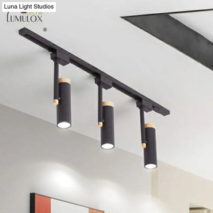 DecorBites™ Nordic Tubular Metallic Spotlight with Wood Cap