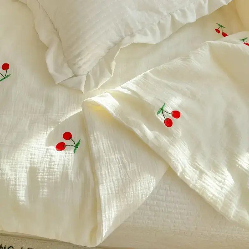 Off-white cherry embroidered double layer yarn summer quilt bedroom