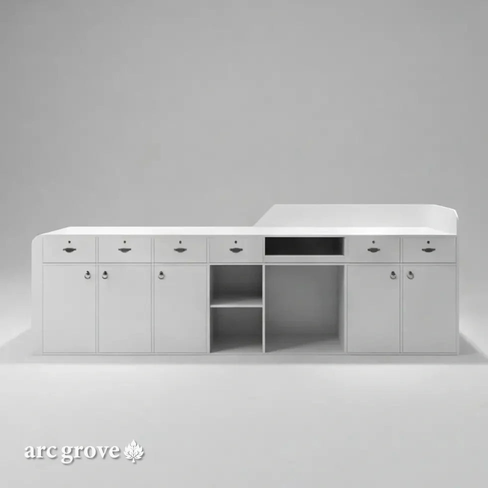 Nyssa · Front Reception Desk