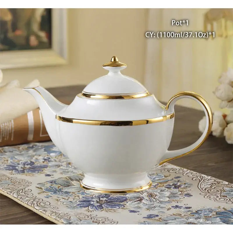 Ornate 18th century scene bone china tea pot dining room porcelain