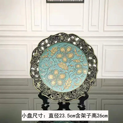 Ornate black & gold resin vase dried flowers – living room decor
