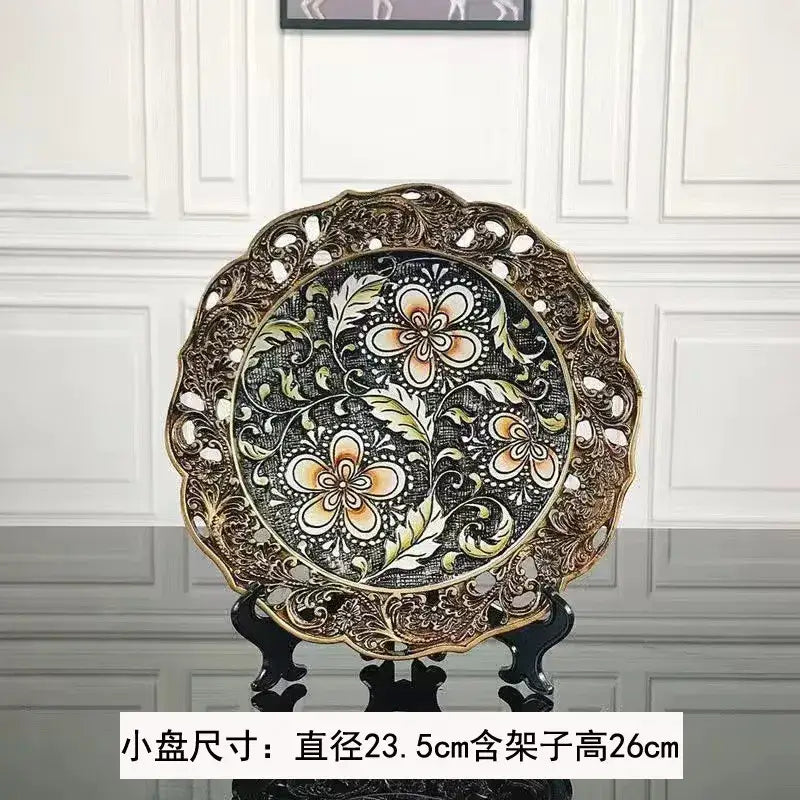 Ornate black & gold resin vase dried flowers – living room decor