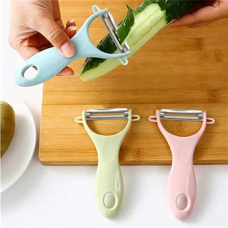 Pastel ceramic kitchen peeler set with stainless steel blades