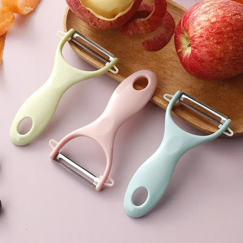 Pastel ceramic kitchen peeler set with stainless steel blades