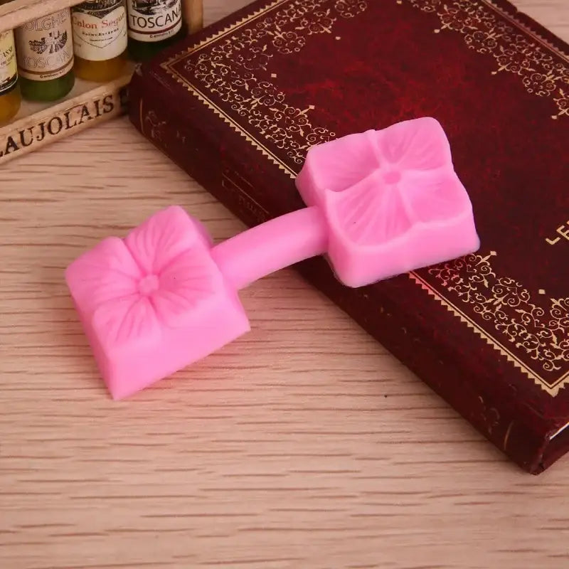 Pastel five petals flower silicone mold kitchen baking tool